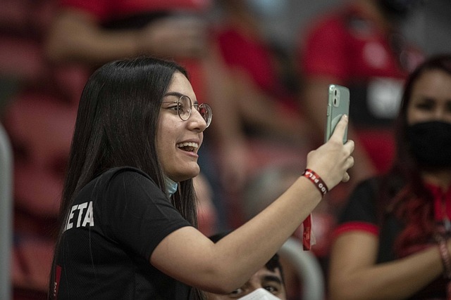 他在场上的 他在场上的